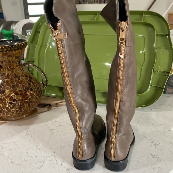 Aldo Zip Boots ❤️ - Picture 4 of 12
